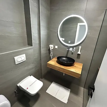 Gold Jet Hotel