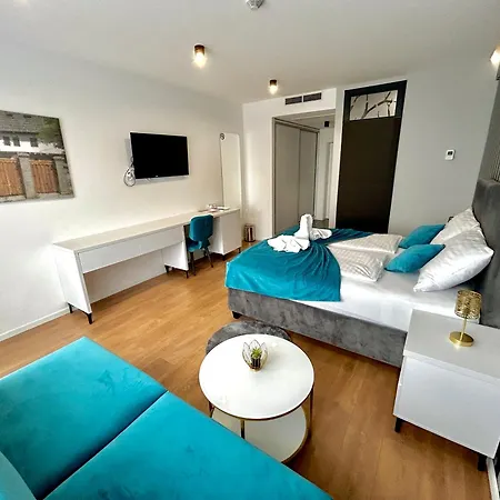 Gold Jet Hotel 4*