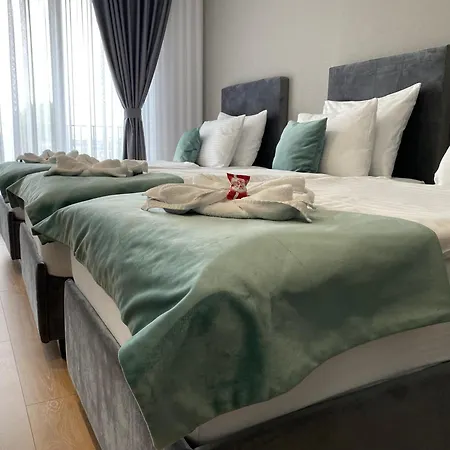 Gold Jet Hotel